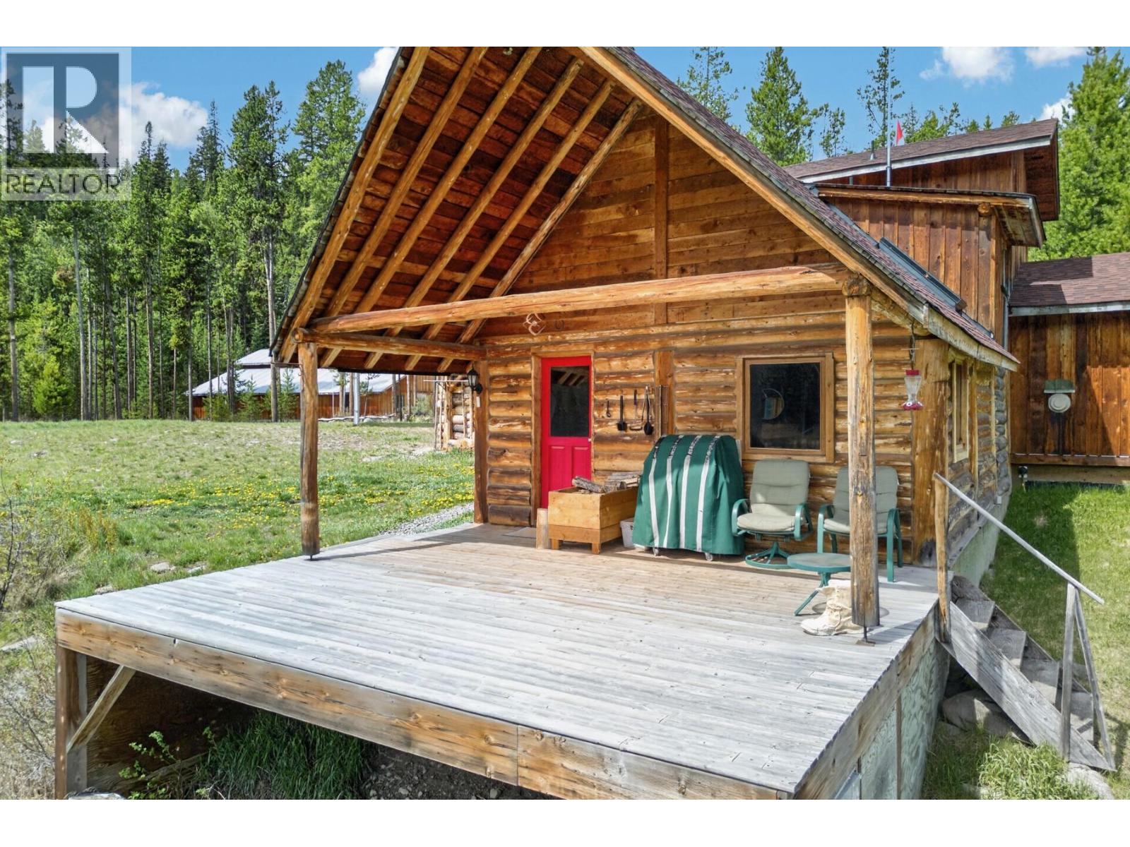 5000 Starshine Way, Merritt, British Columbia  V1K 1B8 - Photo 2 - 10386961