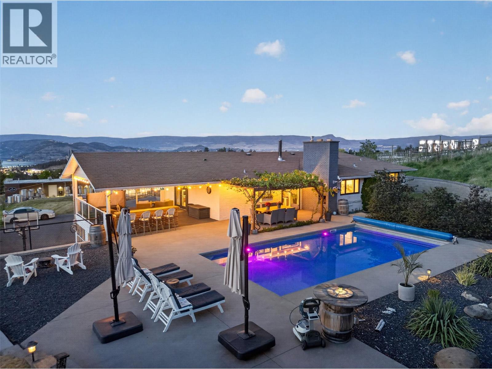 2351 Boucherie Road, West Kelowna, British Columbia  V1Z 2E7 - Photo 2 - 10376407