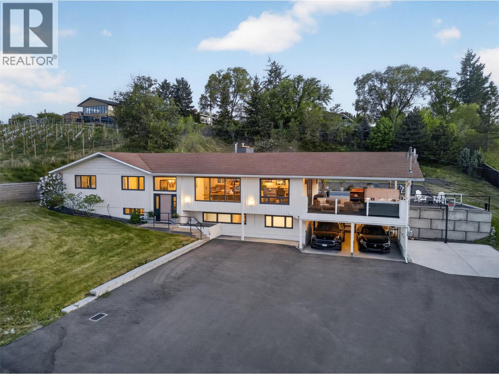 2351 Boucherie Road, West Kelowna, British Columbia  V1Z 2E7 - Photo 3 - 10376407