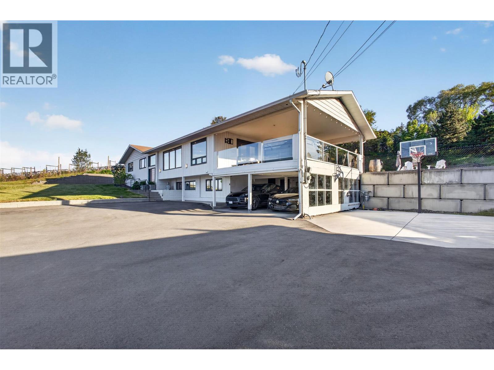 2351 Boucherie Road, West Kelowna, British Columbia  V1Z 2E7 - Photo 50 - 10376407