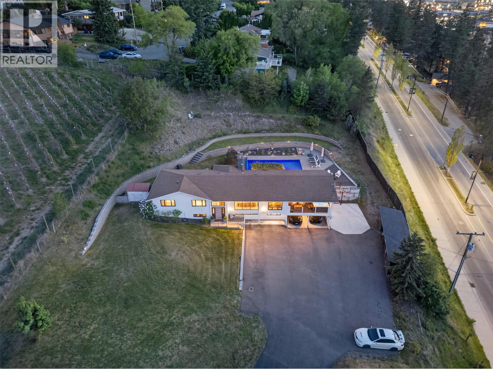 2351 Boucherie Road, West Kelowna, British Columbia  V1Z 2E7 - Photo 58 - 10376407