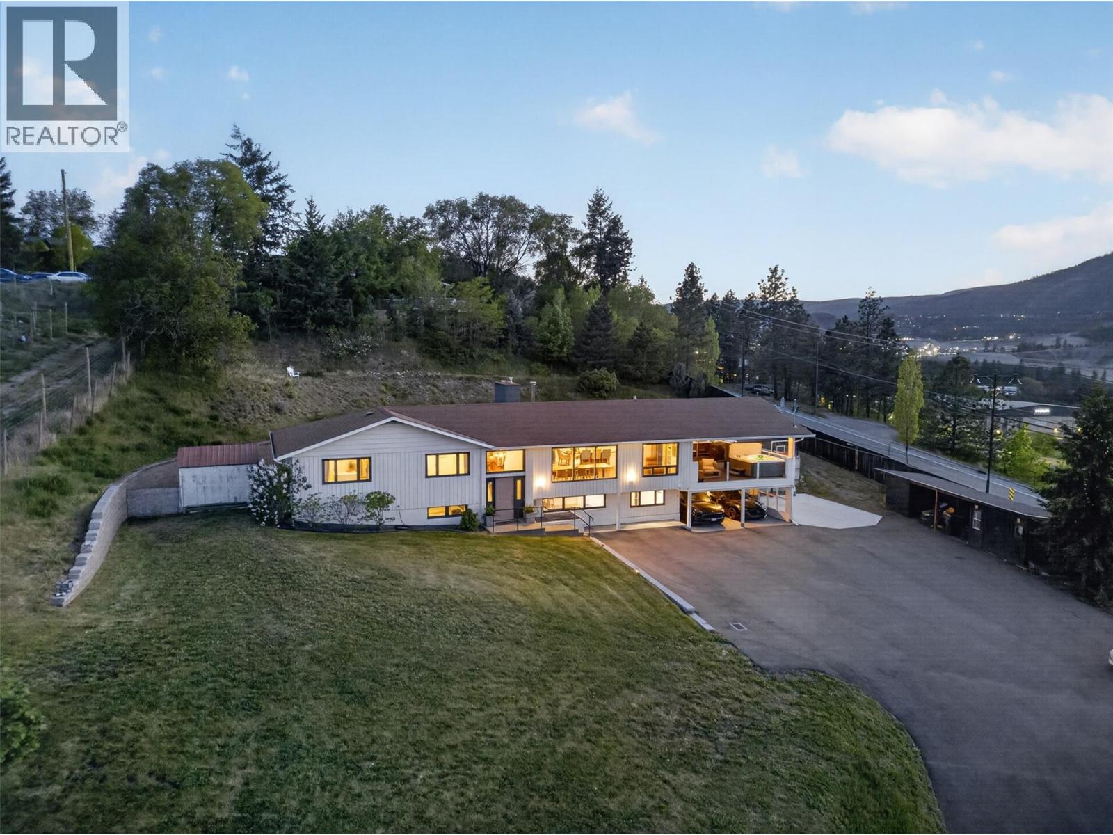 2351 Boucherie Road, West Kelowna, British Columbia  V1Z 2E7 - Photo 59 - 10376407
