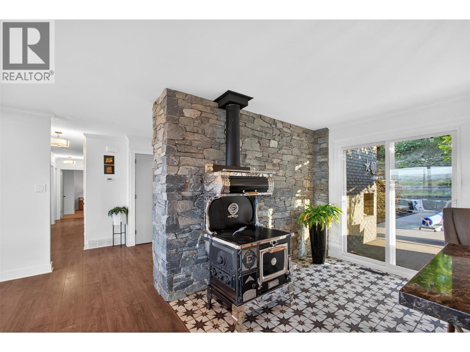 2351 Boucherie Road, West Kelowna, British Columbia  V1Z 2E7 - Photo 8 - 10376407