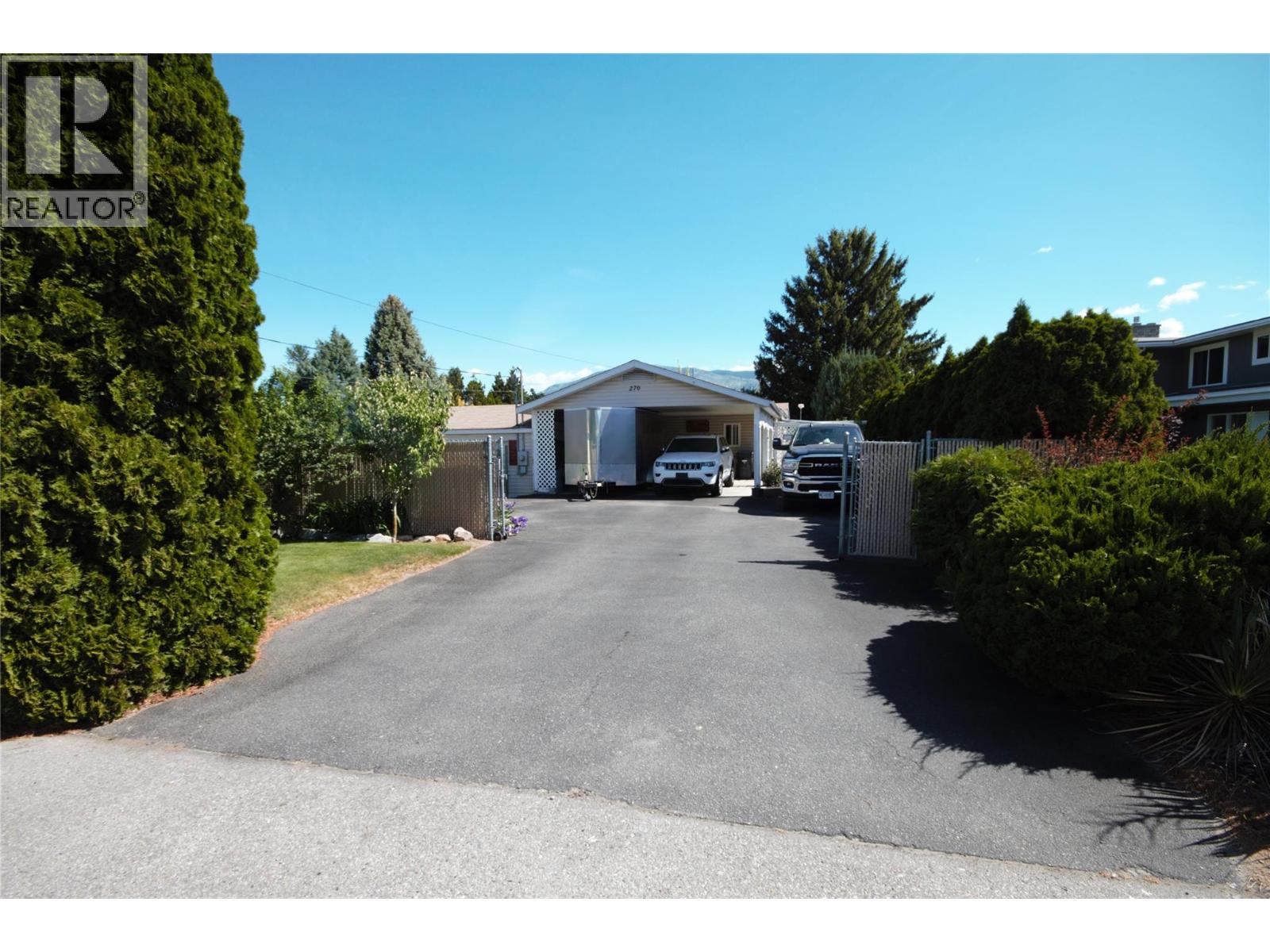 270 Road 2, Oliver, British Columbia  V0H 1T9 - Photo 1 - 10387048