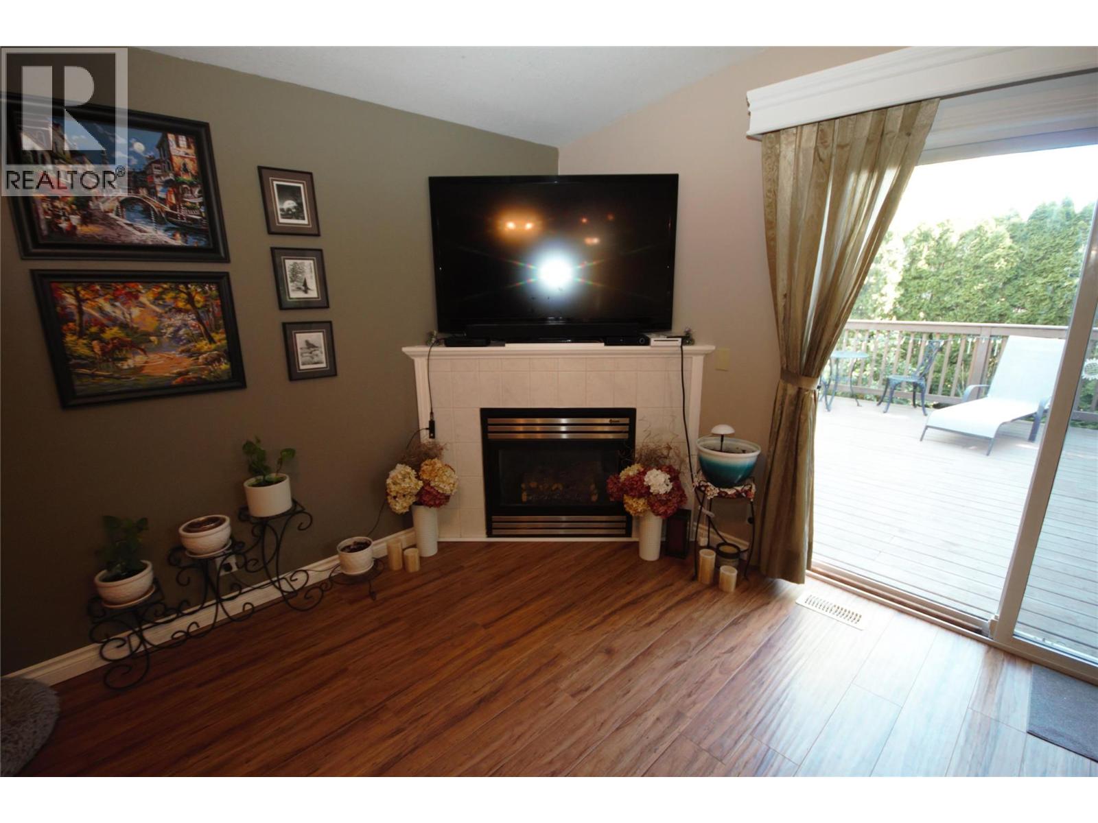 270 Road 2, Oliver, British Columbia  V0H 1T9 - Photo 5 - 10387048