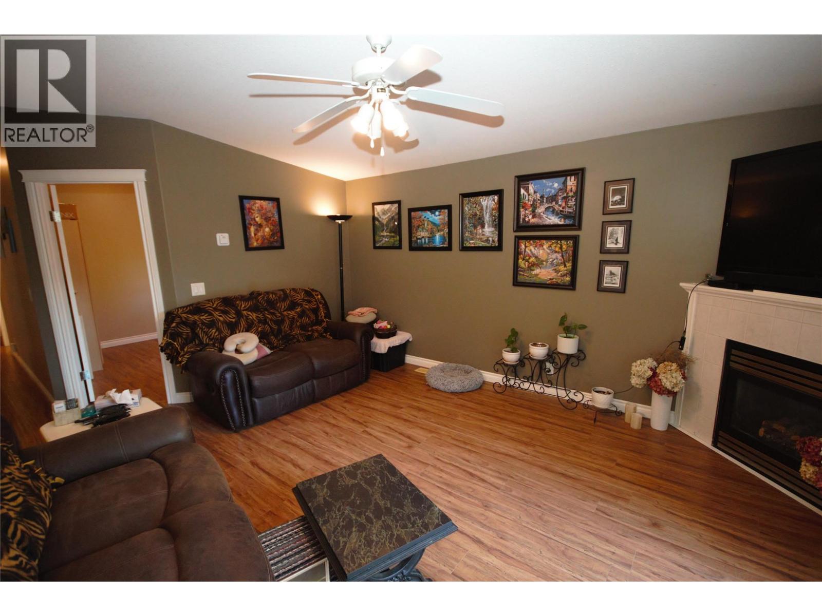 270 Road 2, Oliver, British Columbia  V0H 1T9 - Photo 6 - 10387048