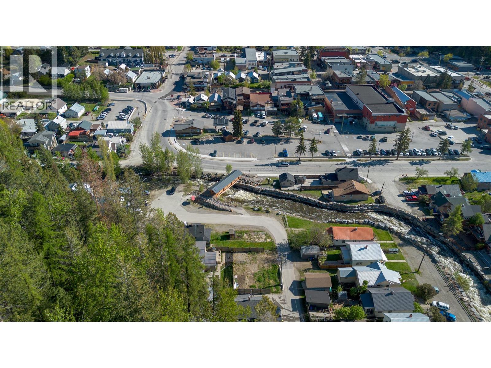 350b Kimberley Avenue, Kimberley, British Columbia  V1A 2J1 - Photo 12 - 10385314