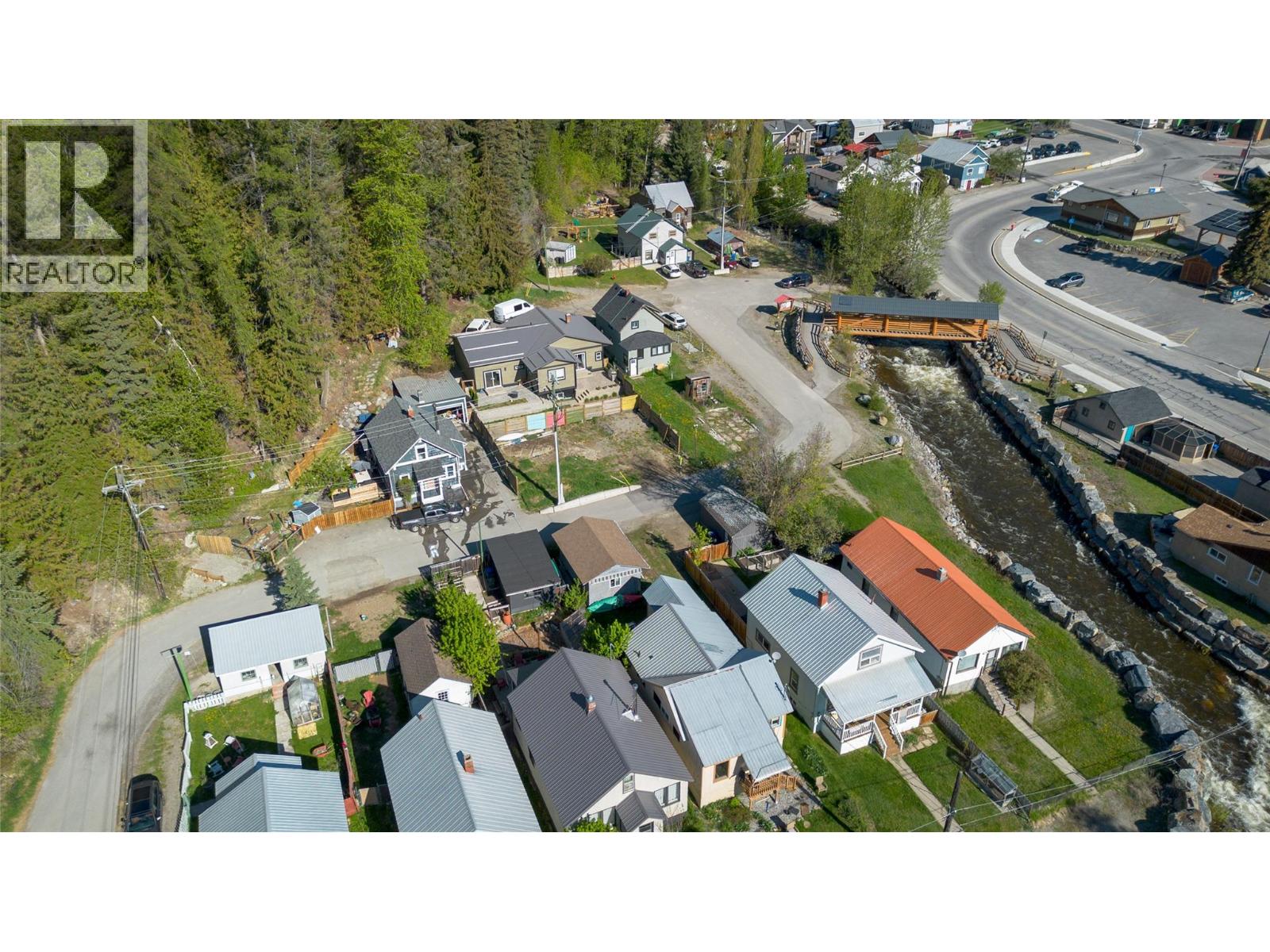 350b Kimberley Avenue, Kimberley, British Columbia  V1A 2J1 - Photo 13 - 10385314