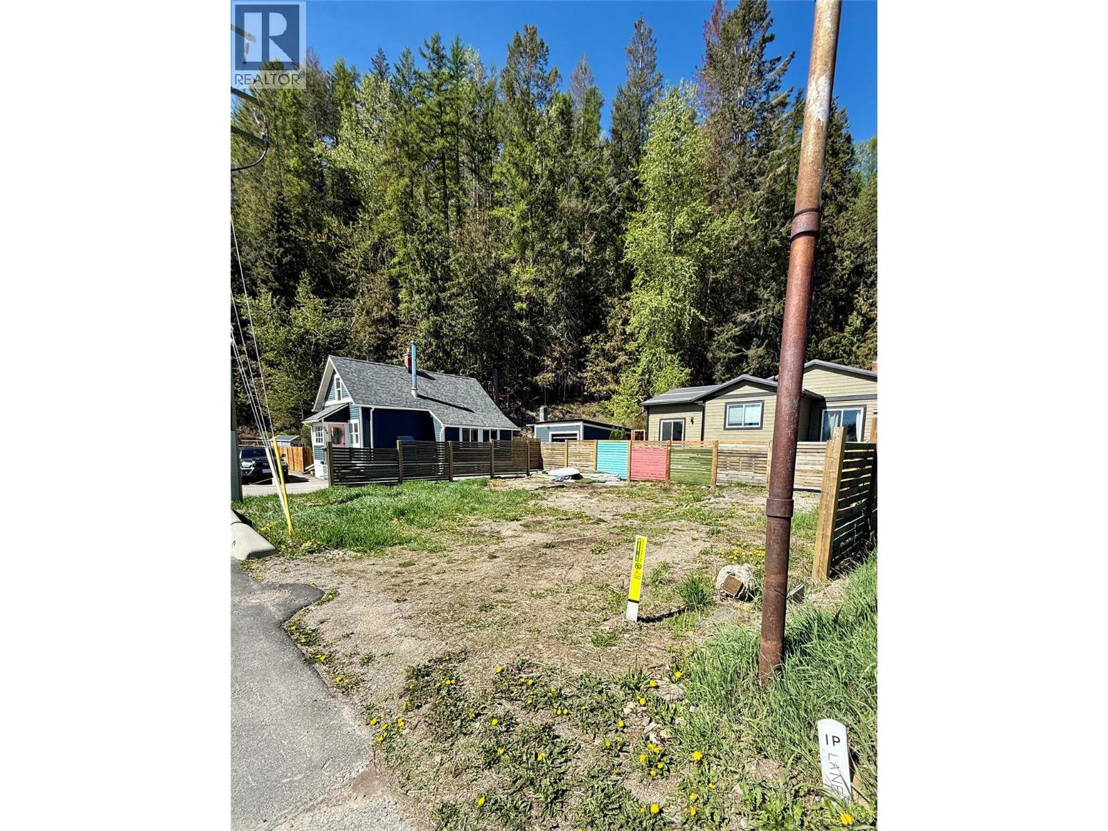 350b Kimberley Avenue, Kimberley, British Columbia  V1A 2J1 - Photo 6 - 10385314
