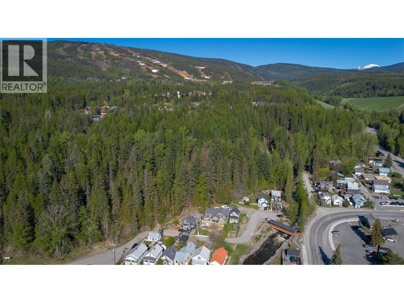 350b Kimberley Avenue, Kimberley, British Columbia  V1A 2J1 - Photo 8 - 10385314