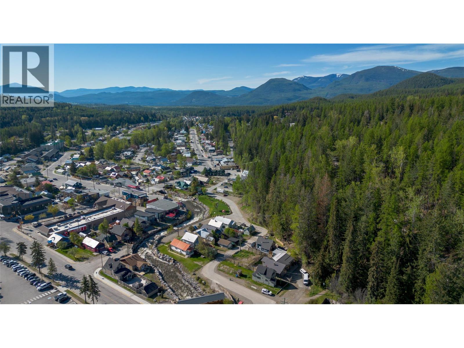 350b Kimberley Avenue, Kimberley, British Columbia  V1A 2J1 - Photo 9 - 10385314