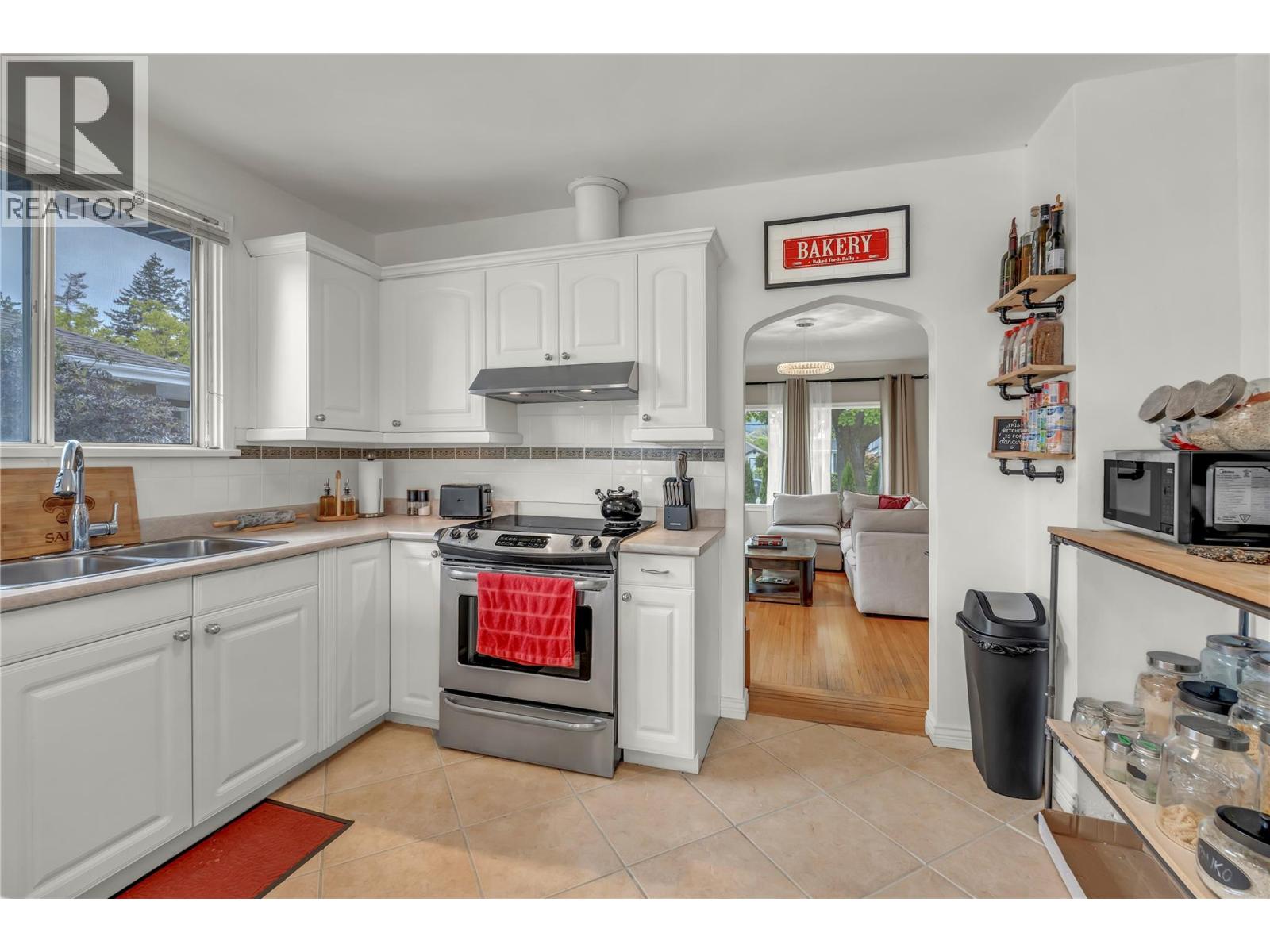 634 Latimer Street, Penticton, British Columbia  V2A 5R6 - Photo 8 - 10387004
