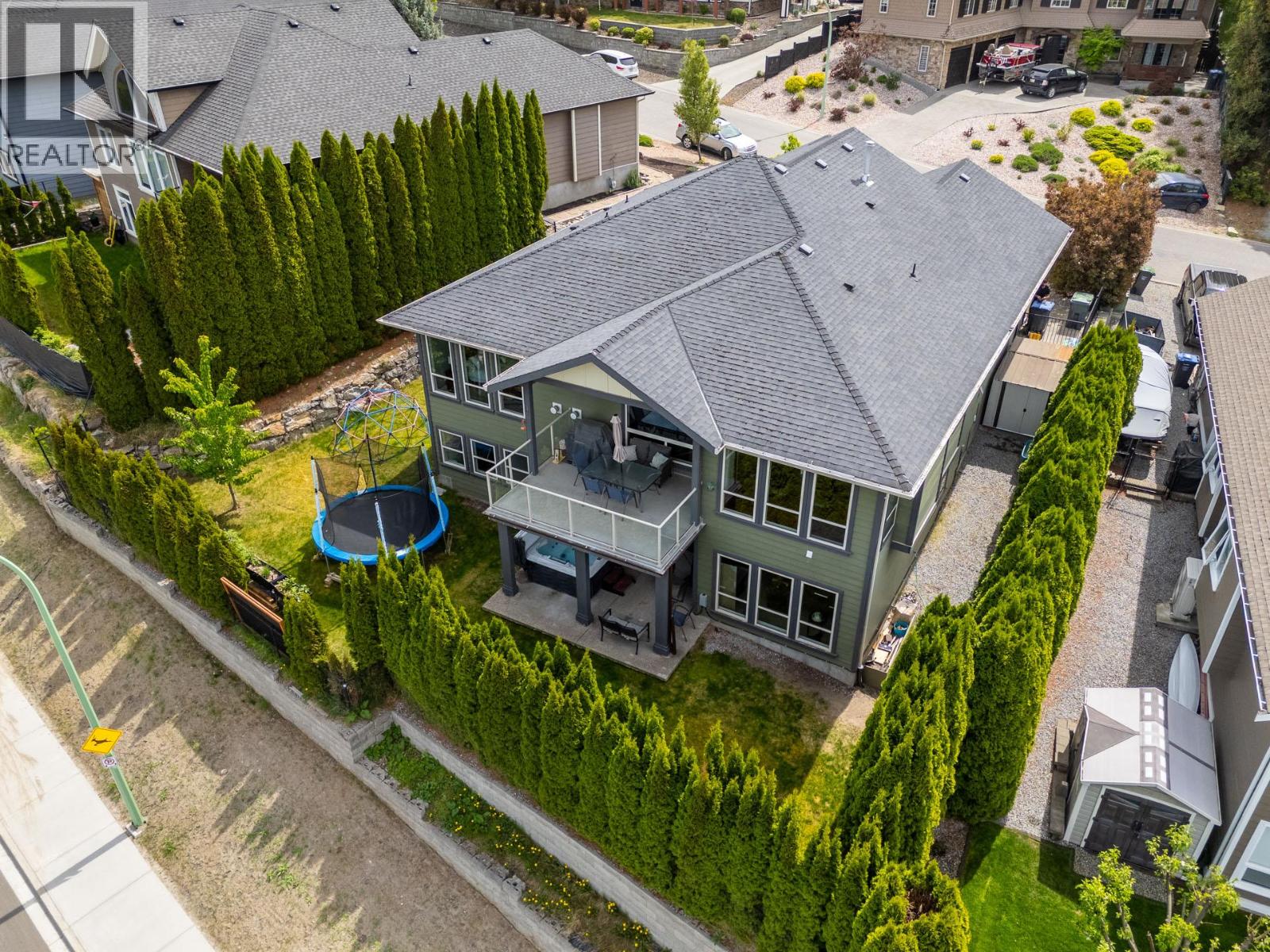 546 Gowen Place, Kelowna, British Columbia  V1W 5B4 - Photo 48 - 10386619