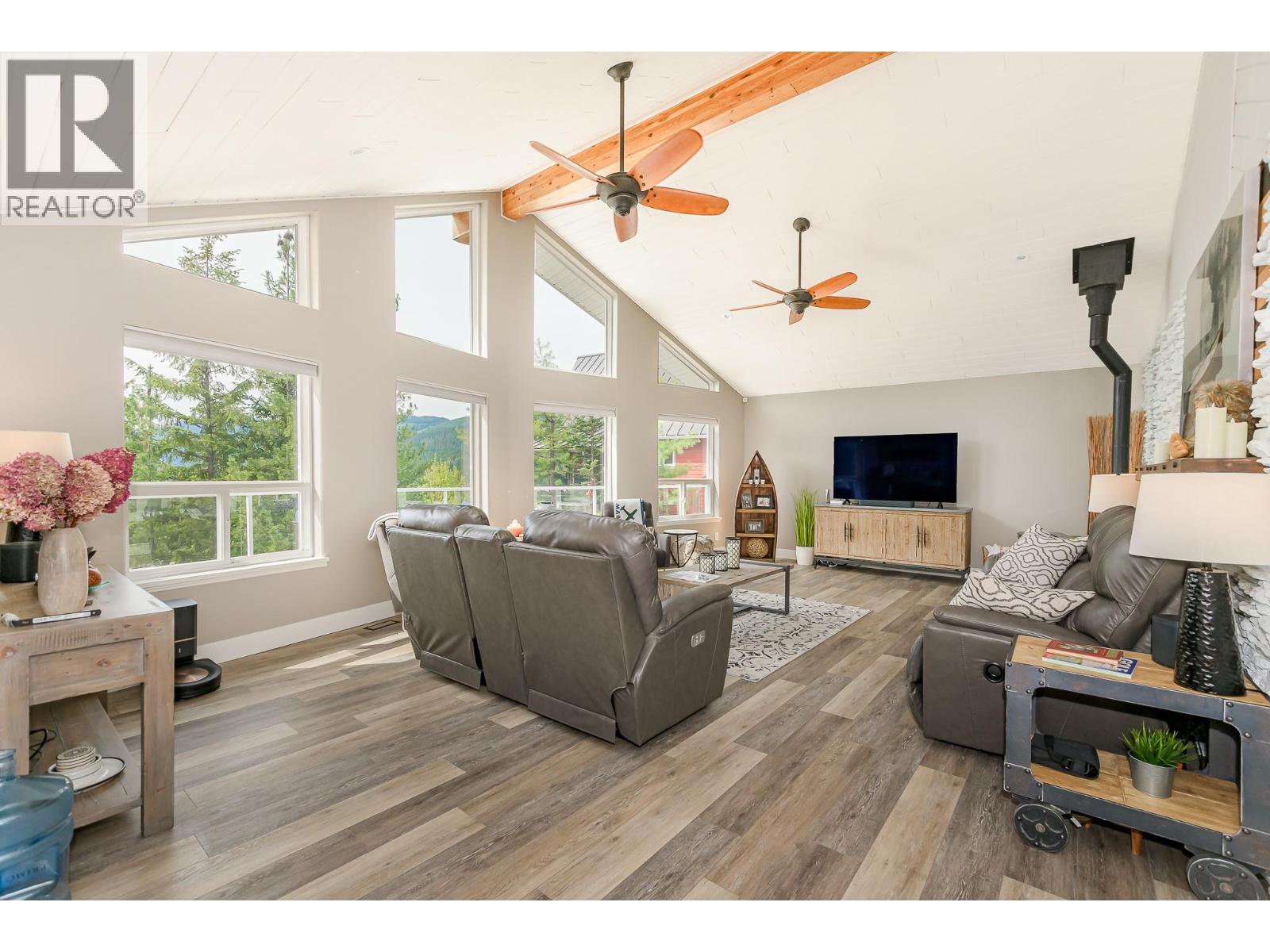 3525 Enderby Mabel Lake Road Unit# 1, Enderby, British Columbia  V0E 1V5 - Photo 10 - 10386094
