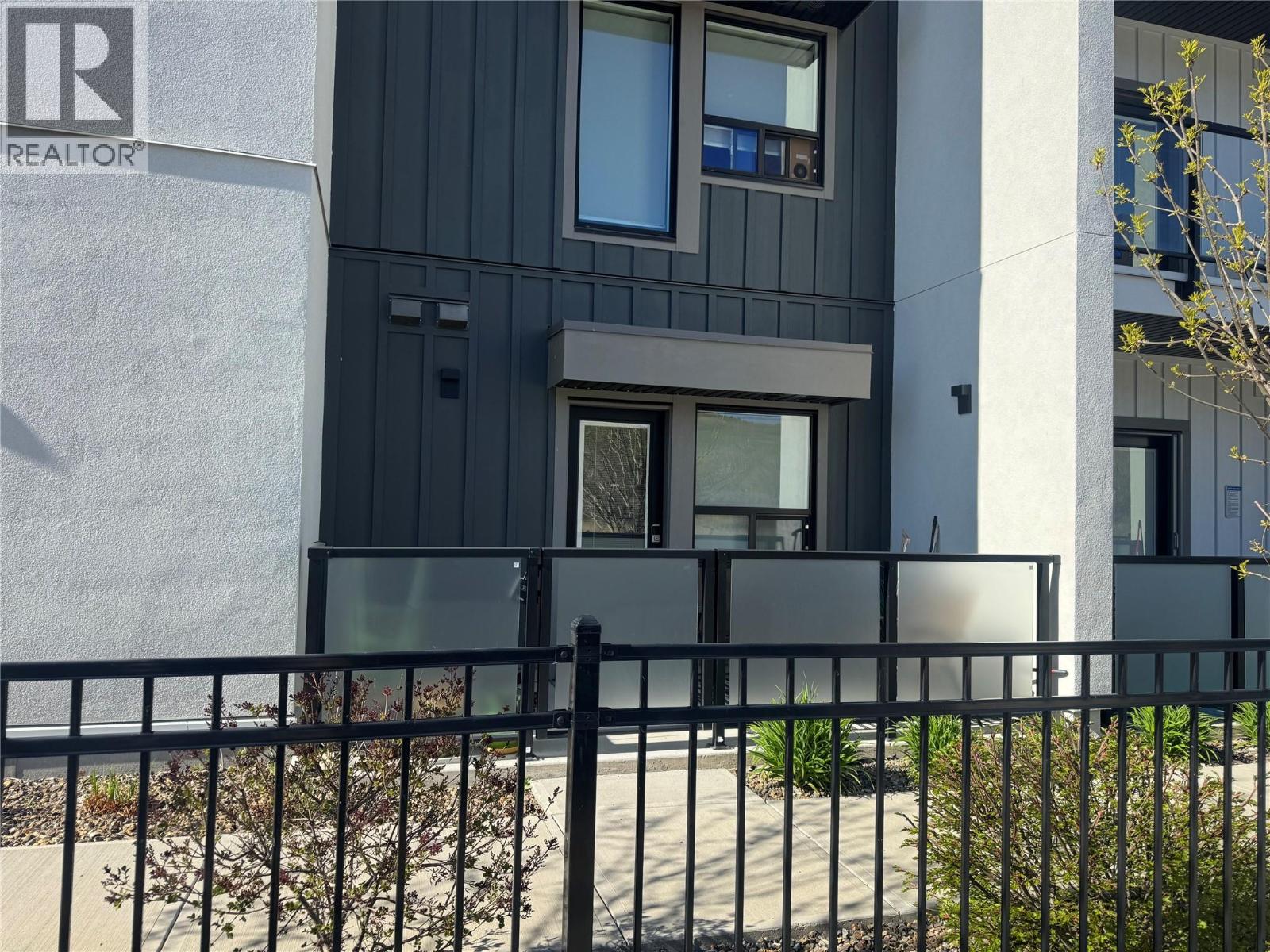 2555 Lakeshore Road Unit# 119, Vernon, British Columbia  V1H 0A4 - Photo 3 - 10387150