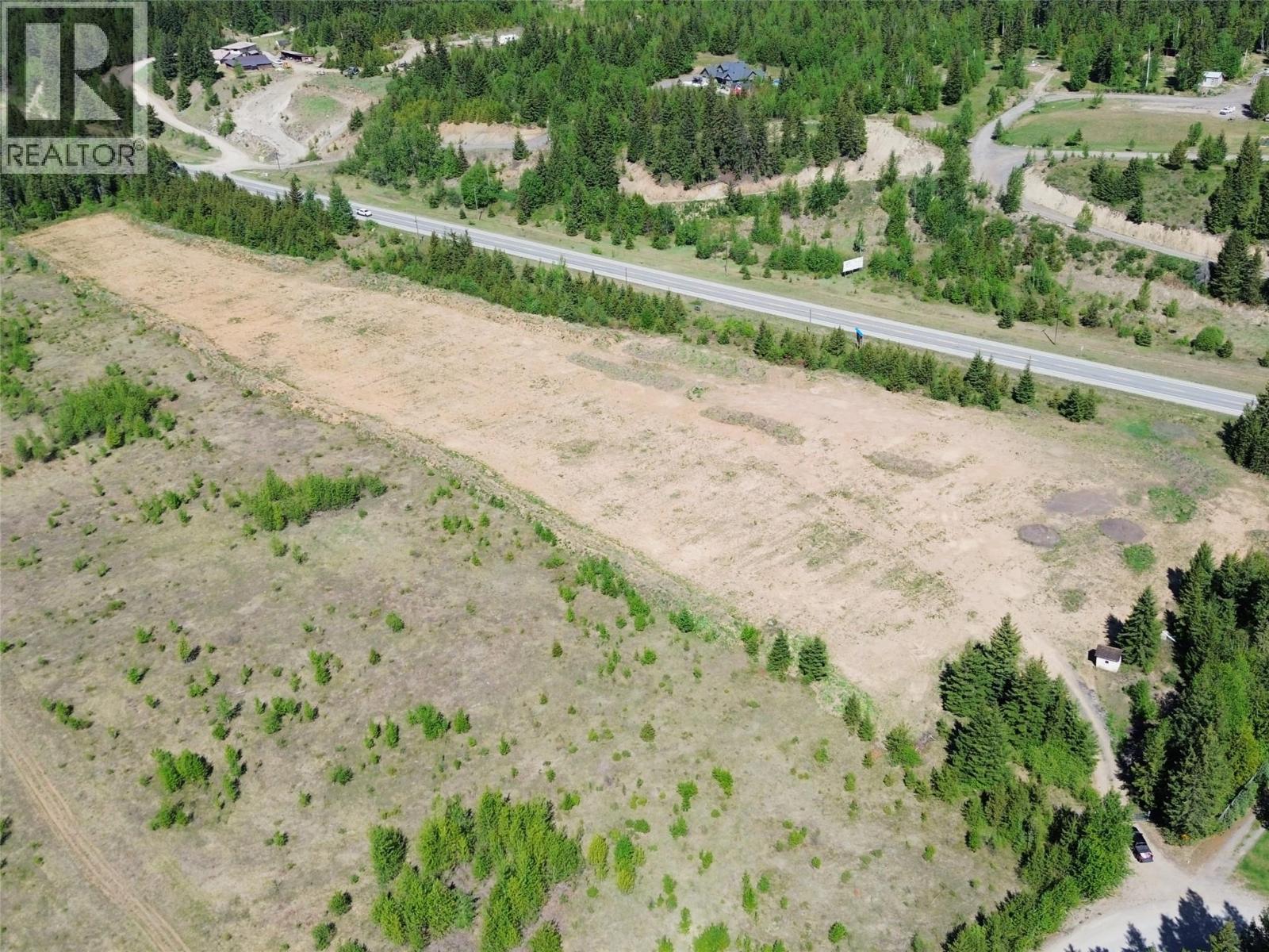 640e Yellowhead Highway, Clearwater, British Columbia  V0E 1N1 - Photo 4 - 10387253