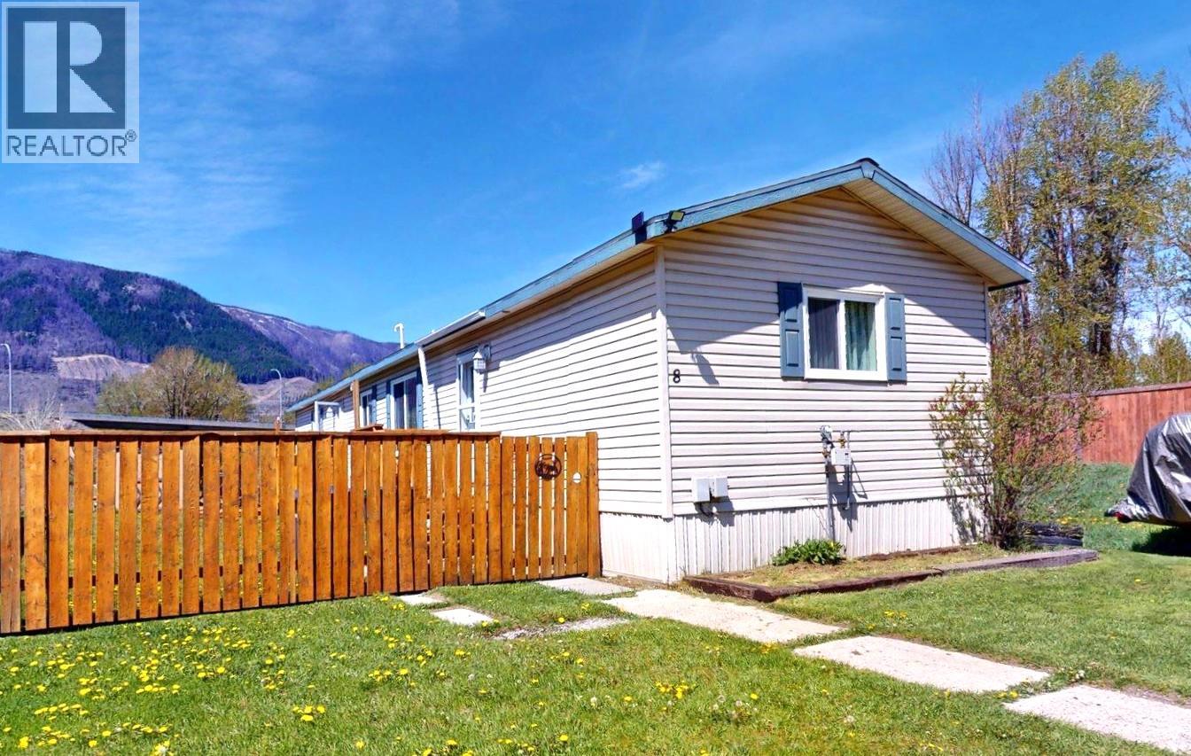 100 Aspen Drive Unit# 8, Sparwood, British Columbia  V0B 2G0 - Photo 18 - 10387236