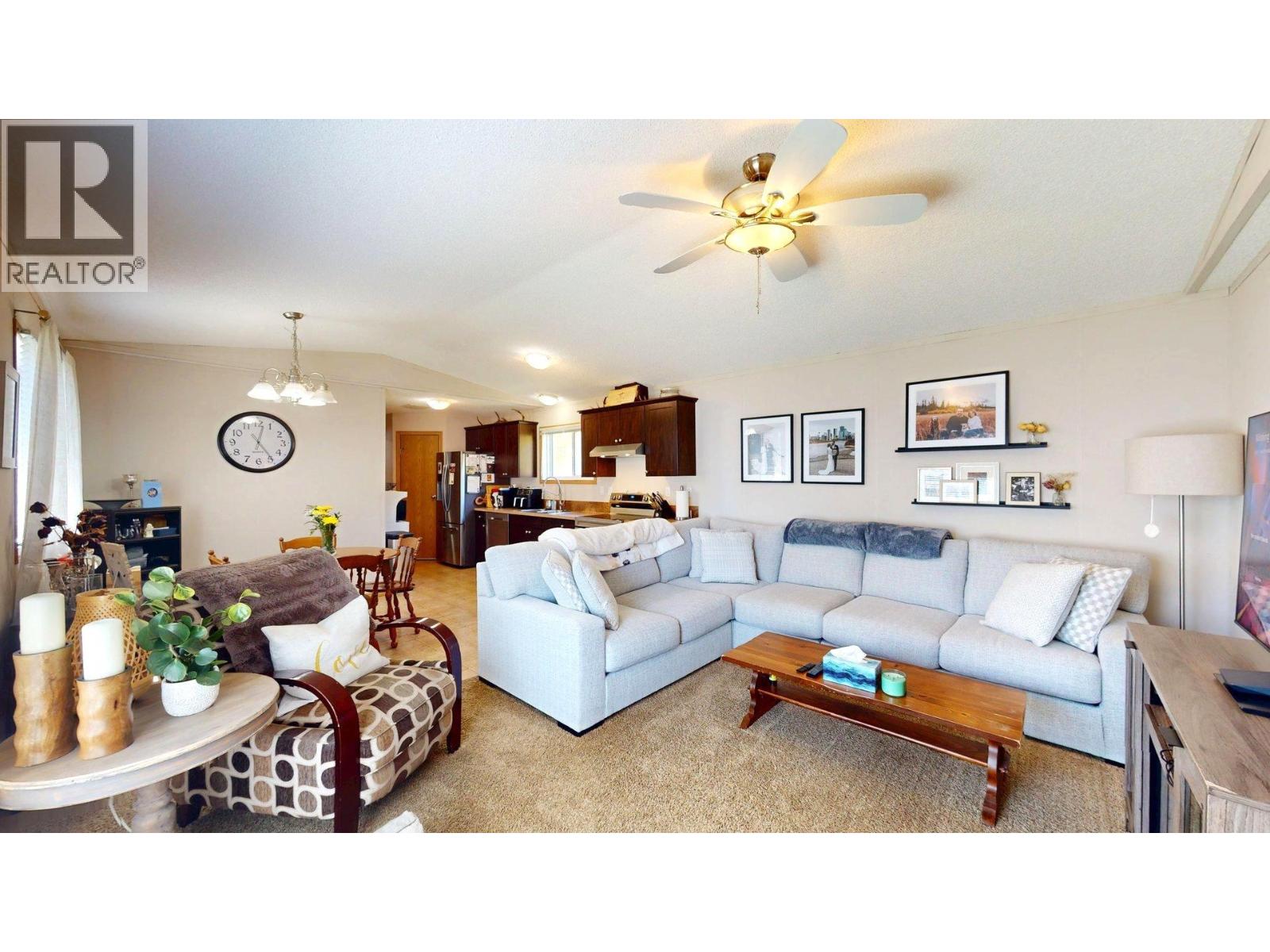 100 Aspen Drive Unit# 8, Sparwood, British Columbia  V0B 2G0 - Photo 2 - 10387236