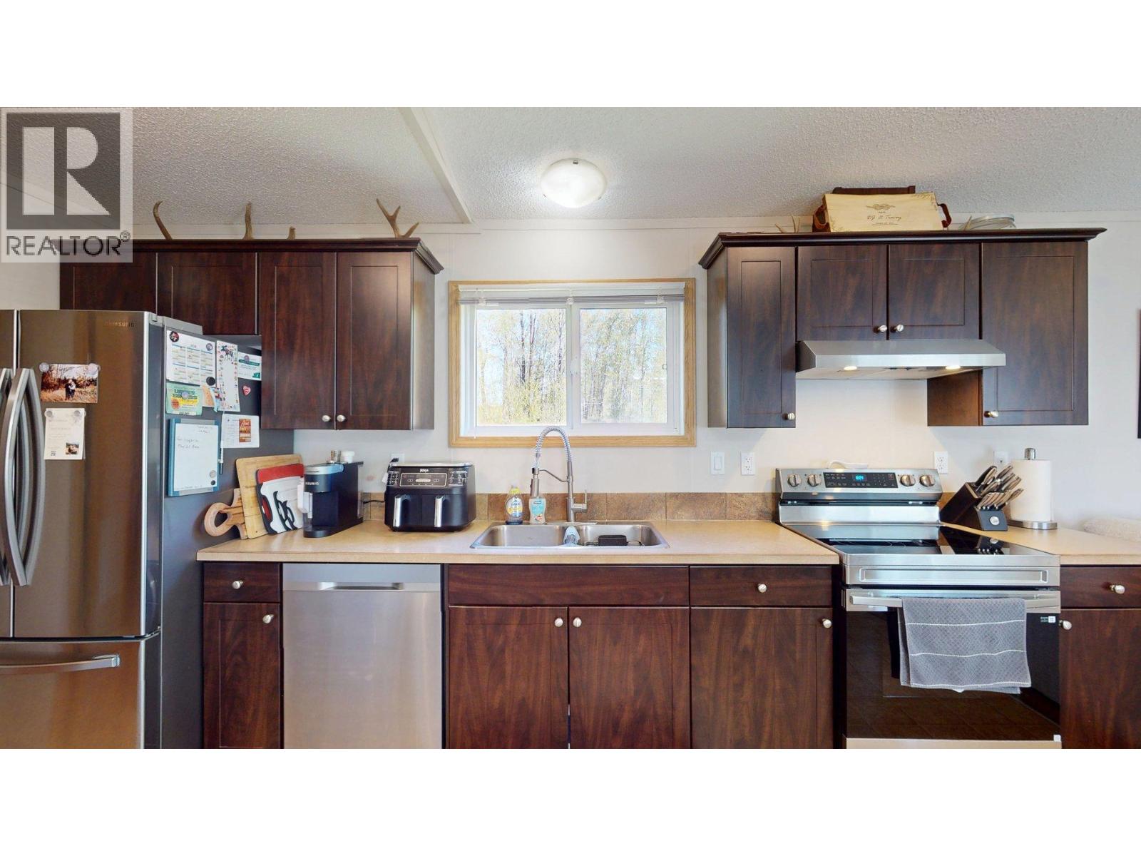 100 Aspen Drive Unit# 8, Sparwood, British Columbia  V0B 2G0 - Photo 7 - 10387236