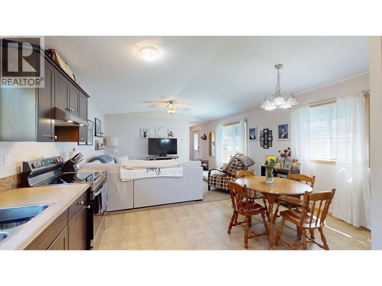 100 Aspen Drive Unit# 8, Sparwood, British Columbia  V0B 2G0 - Photo 9 - 10387236