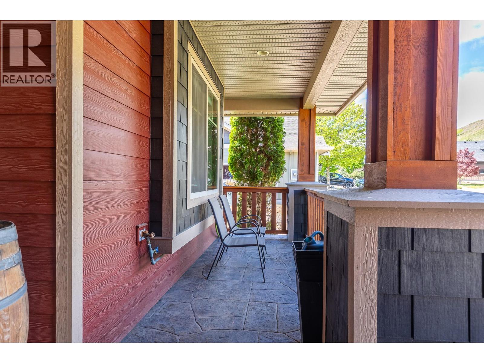 514 Mt. Tanner Place, Coldstream, British Columbia  V1B 4A8 - Photo 5 - 10386843