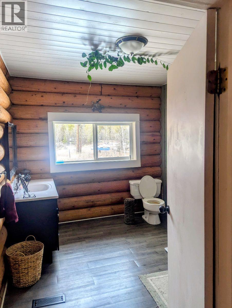 8389 95a Highway, Kimberley, British Columbia  V1A 3L2 - Photo 10 - 10386750