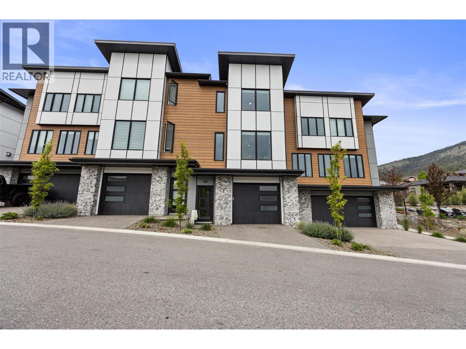2835 Canyon Crest Drive Unit# 25, West Kelowna, British Columbia  V4T 0E3 - Photo 3 - 10386239