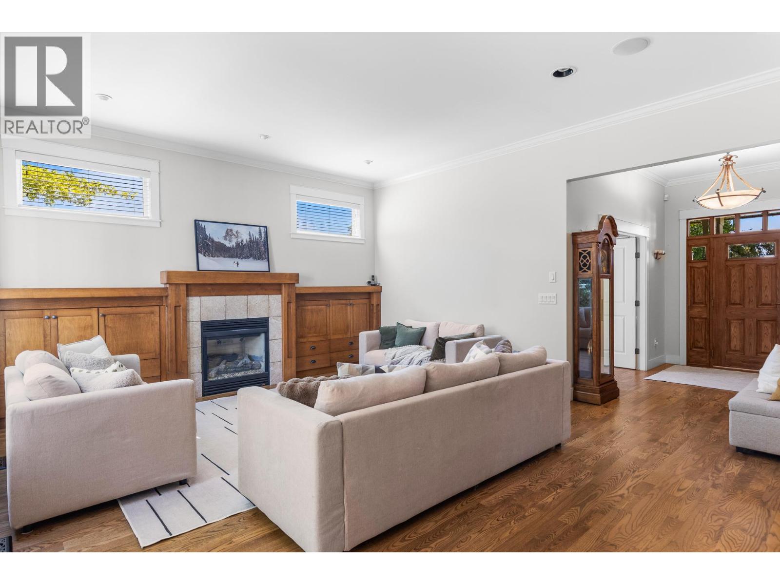 1717 Canyon View Court, Kelowna, British Columbia  V1W 4A2 - Photo 10 - 10386995