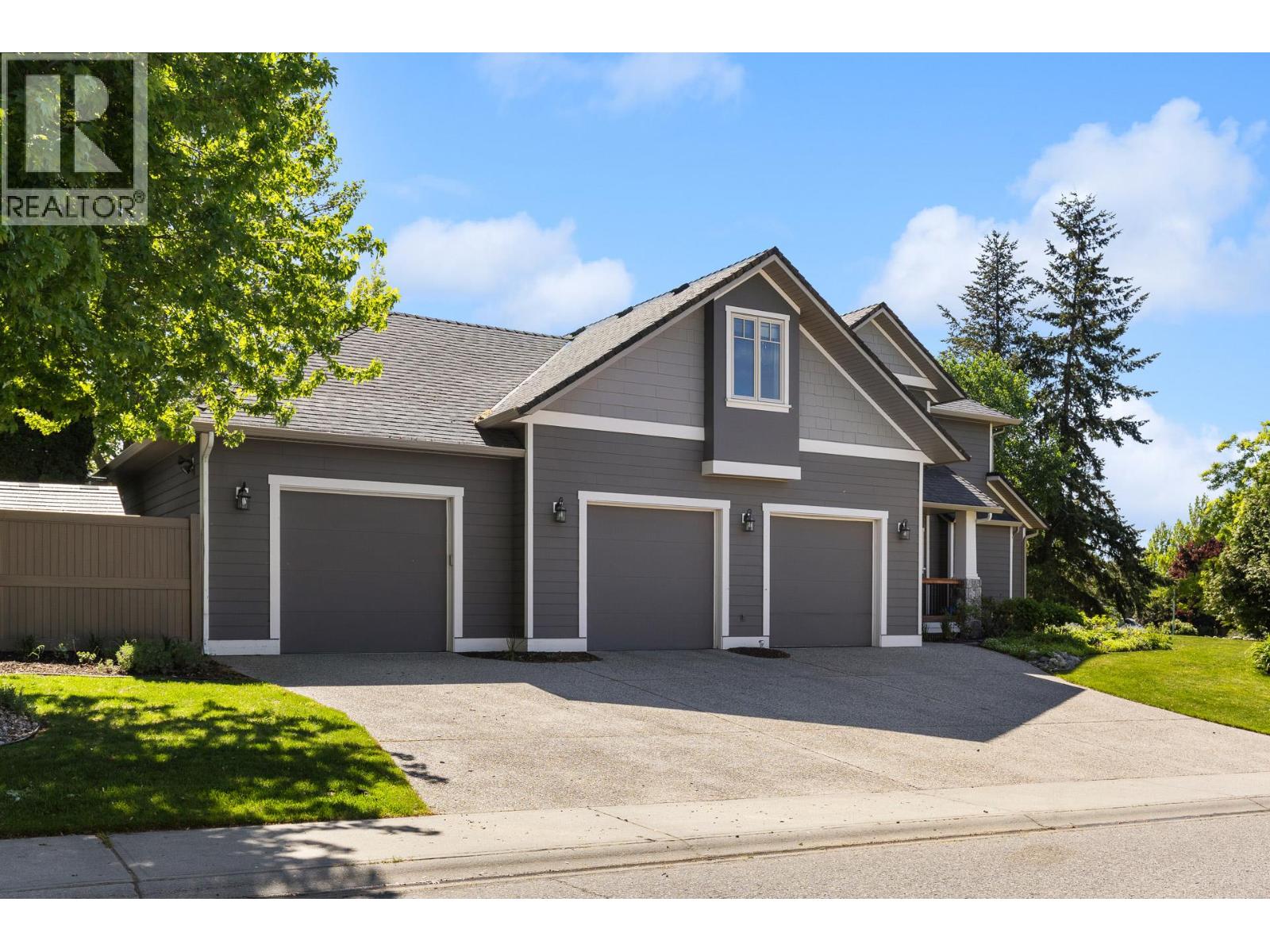 1717 Canyon View Court, Kelowna, British Columbia  V1W 4A2 - Photo 3 - 10386995