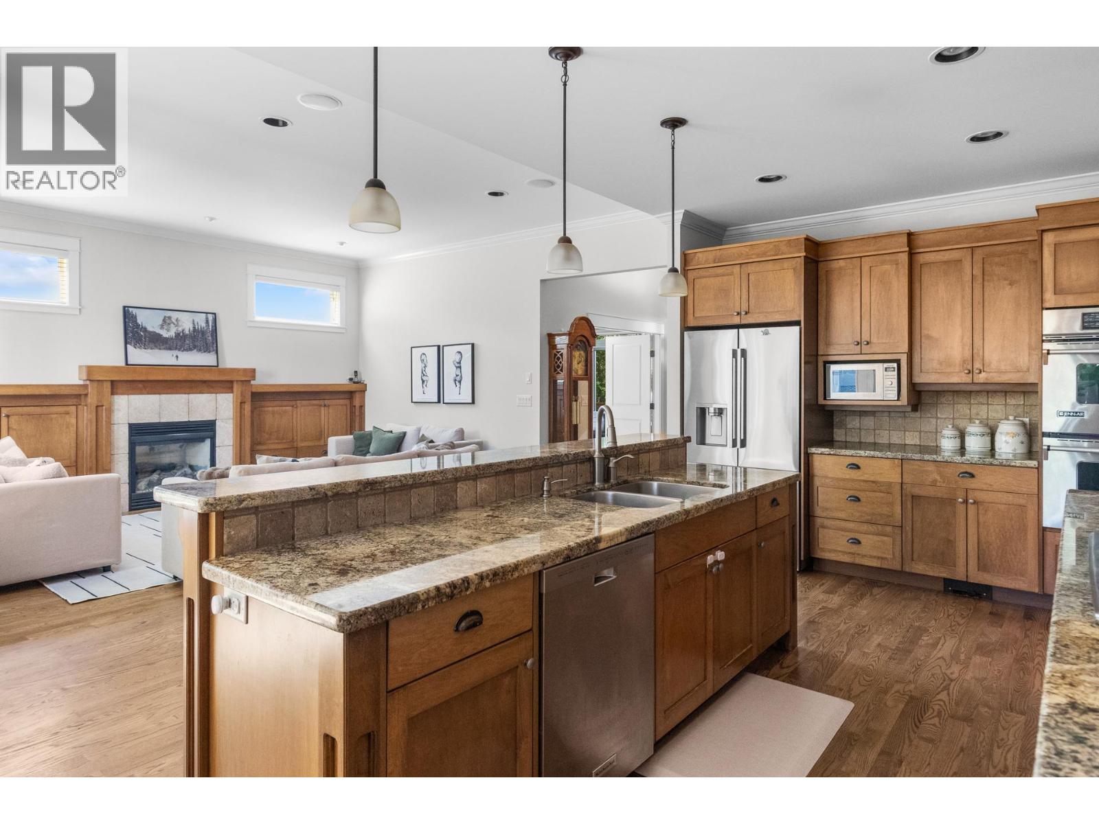 1717 Canyon View Court, Kelowna, British Columbia  V1W 4A2 - Photo 31 - 10386995