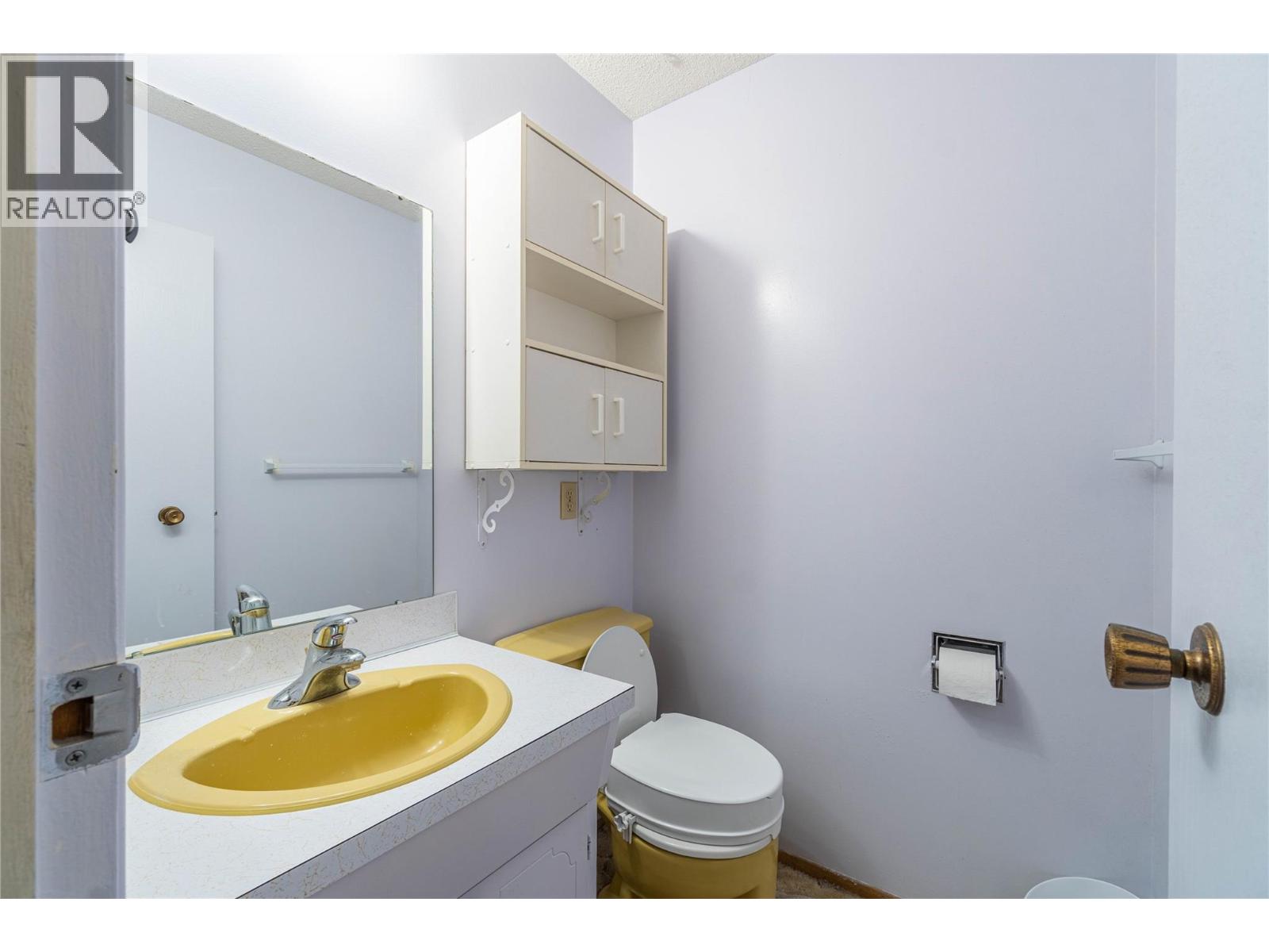 1007 Nicolani Drive, Kamloops, British Columbia  V2B 5B4 - Photo 12 - 10387123