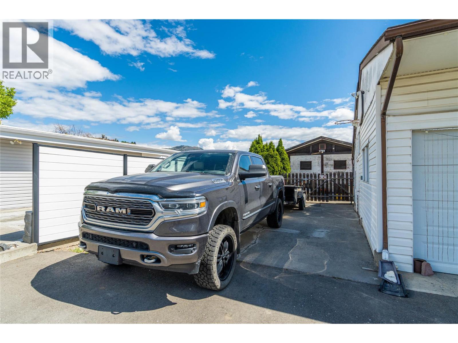 1007 Nicolani Drive, Kamloops, British Columbia  V2B 5B4 - Photo 48 - 10387123