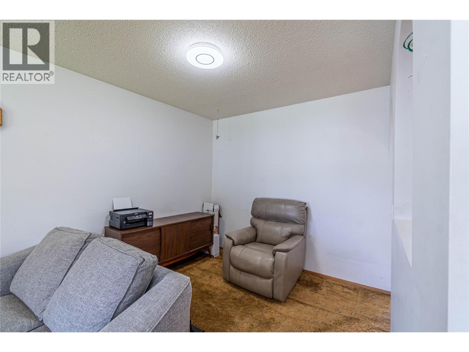 1007 Nicolani Drive, Kamloops, British Columbia  V2B 5B4 - Photo 8 - 10387123