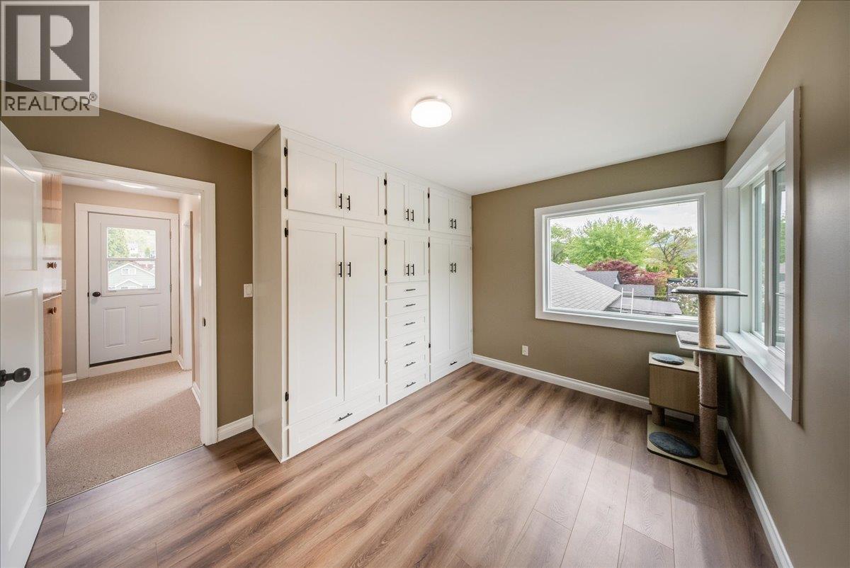 2120 Sixth Avenue, Trail, British Columbia  V1R 3B7 - Photo 16 - 10387044