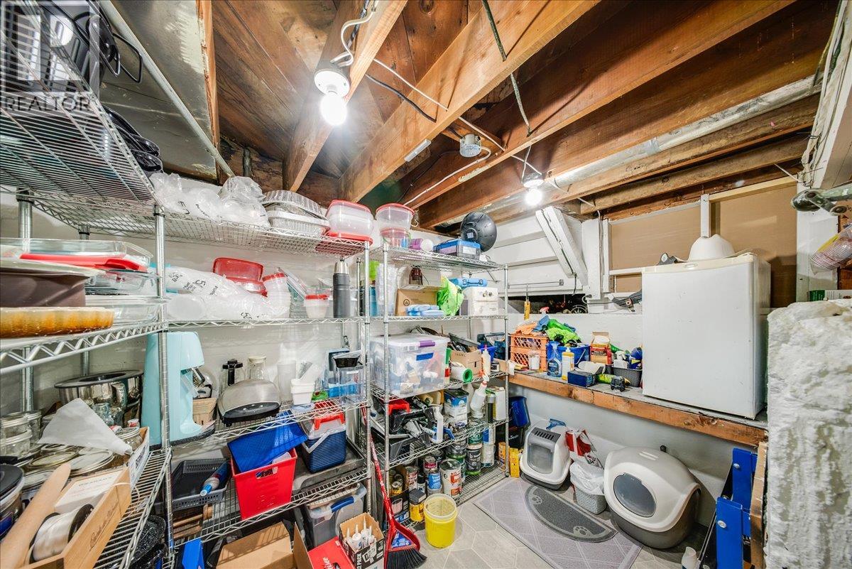 2120 Sixth Avenue, Trail, British Columbia  V1R 3B7 - Photo 28 - 10387044