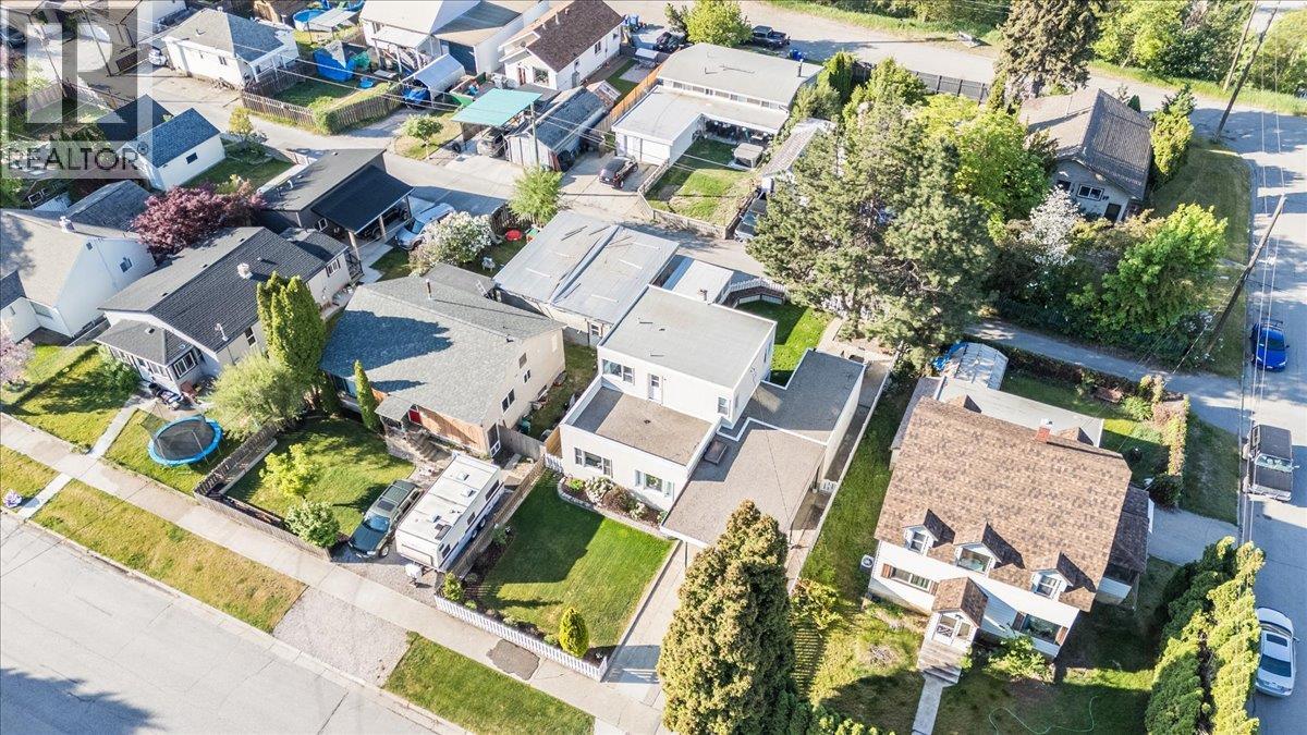 2120 Sixth Avenue, Trail, British Columbia  V1R 3B7 - Photo 63 - 10387044