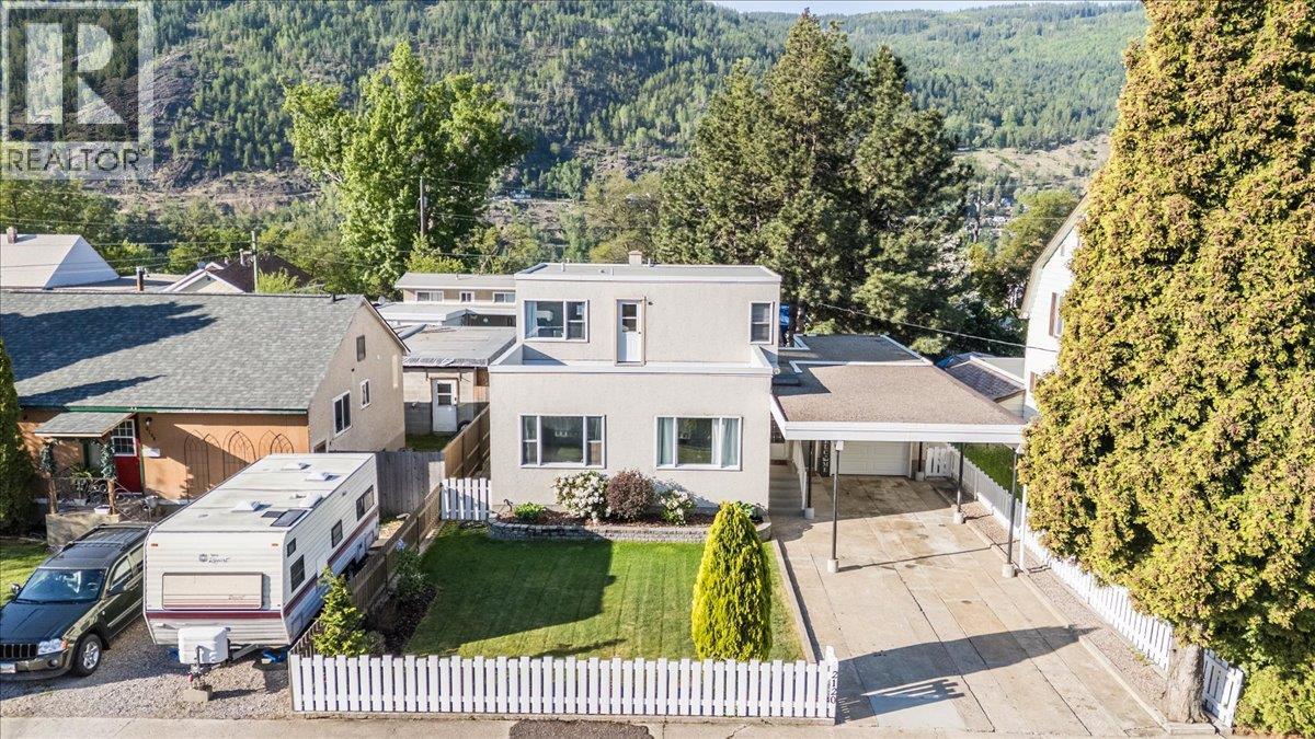 2120 Sixth Avenue, Trail, British Columbia  V1R 3B7 - Photo 68 - 10387044