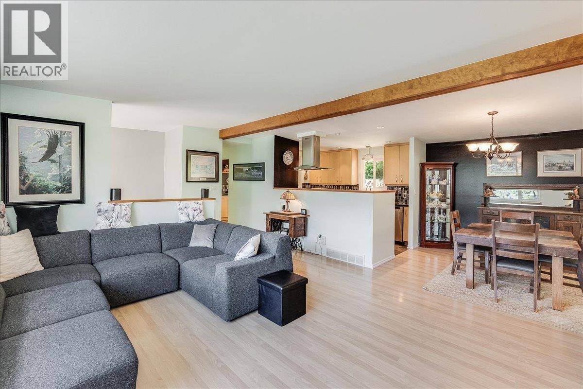 567 Goddard Road, Nelson, British Columbia  V1L 6H8 - Photo 13 - 10386358