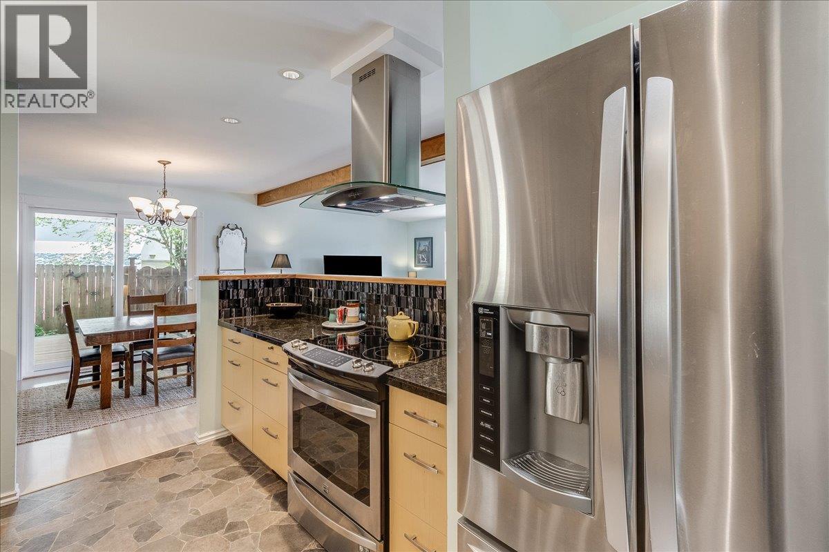 567 Goddard Road, Nelson, British Columbia  V1L 6H8 - Photo 20 - 10386358