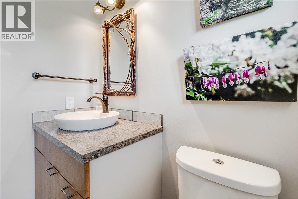 567 Goddard Road, Nelson, British Columbia  V1L 6H8 - Photo 23 - 10386358