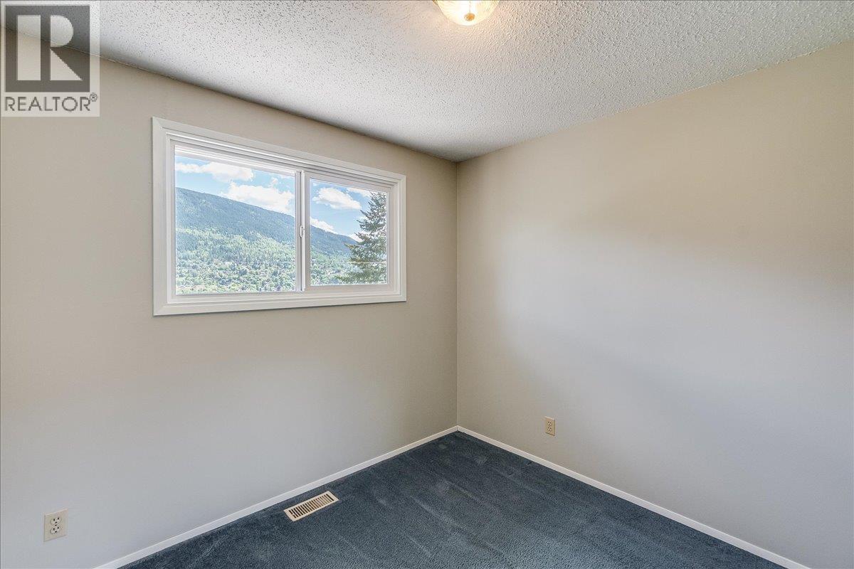 567 Goddard Road, Nelson, British Columbia  V1L 6H8 - Photo 25 - 10386358