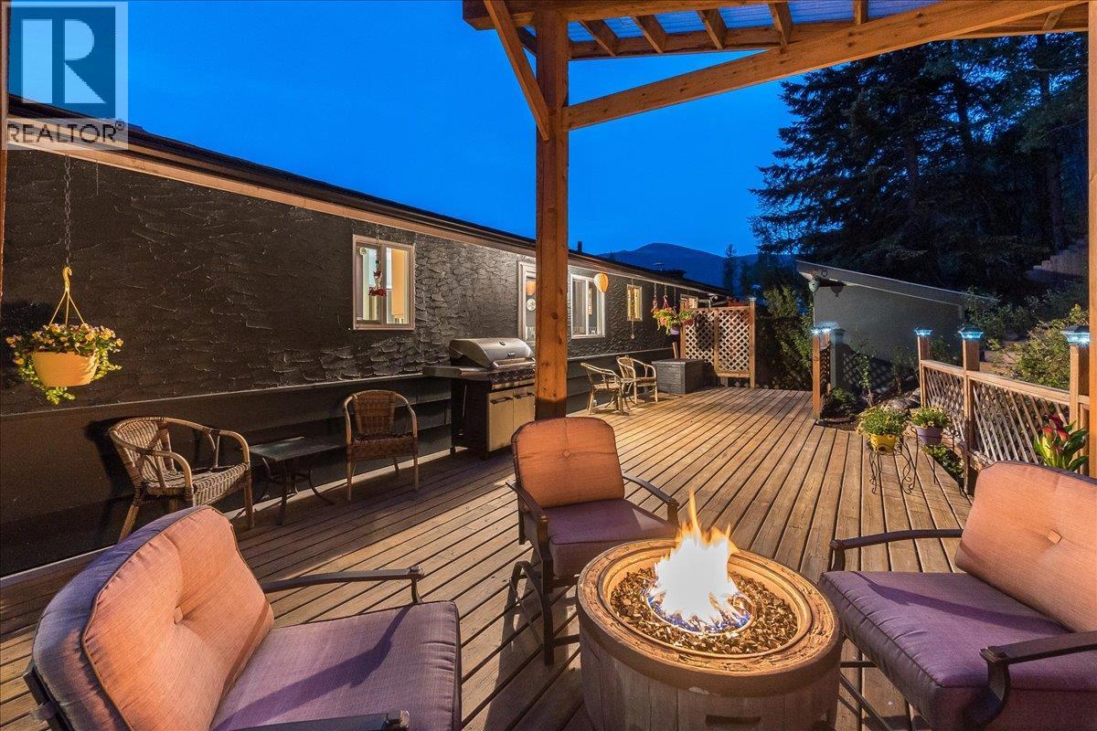 567 Goddard Road, Nelson, British Columbia  V1L 6H8 - Photo 43 - 10386358