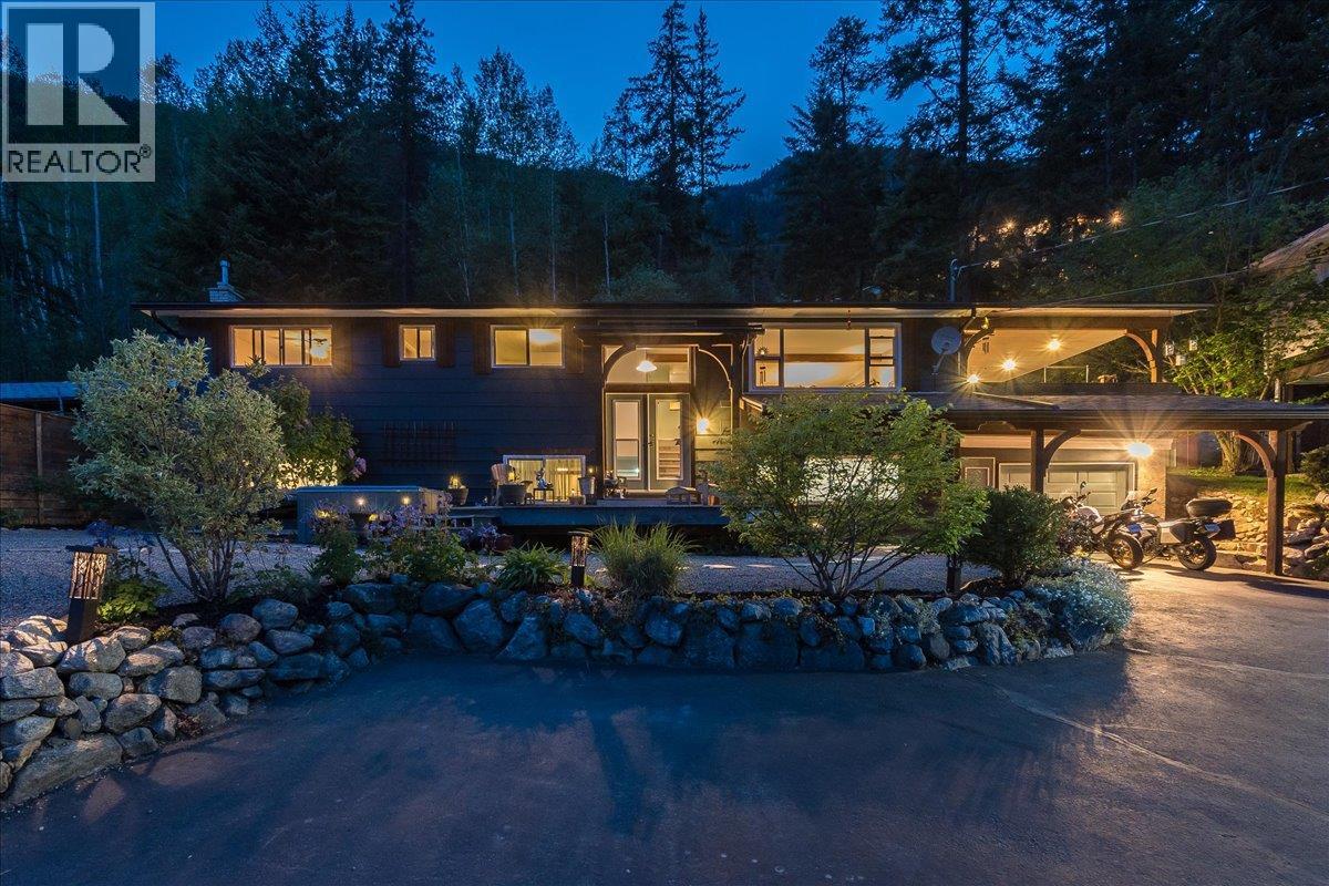 567 Goddard Road, Nelson, British Columbia  V1L 6H8 - Photo 45 - 10386358
