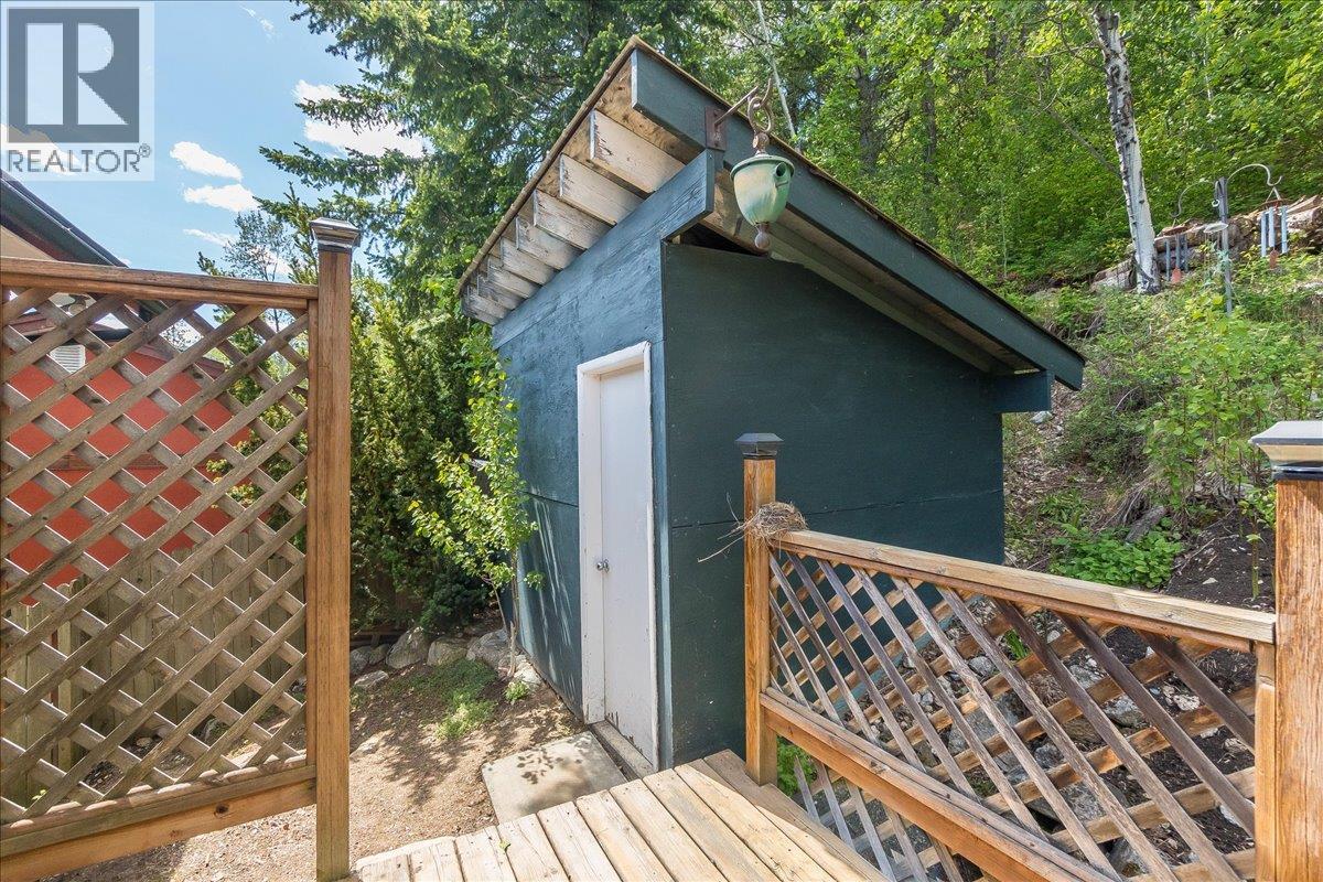 567 Goddard Road, Nelson, British Columbia  V1L 6H8 - Photo 46 - 10386358
