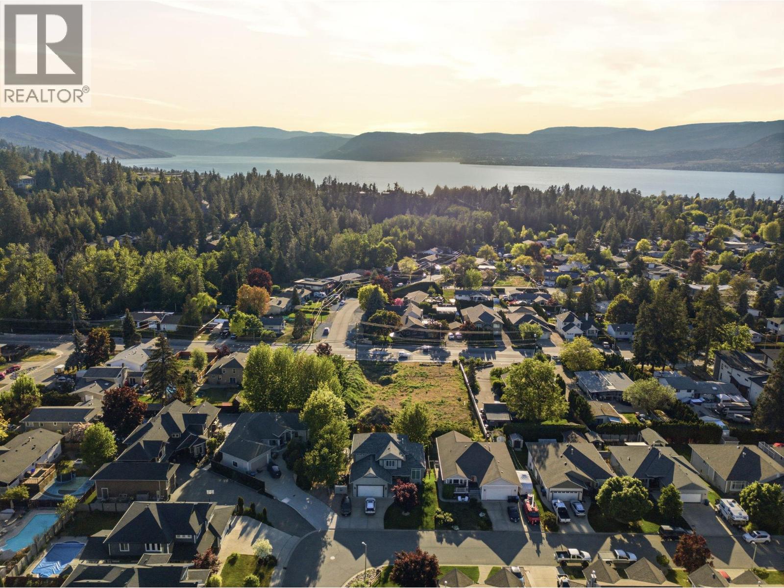 4649 Gordon Drive, Kelowna, British Columbia  V1W 1T5 - Photo 12 - 10387271