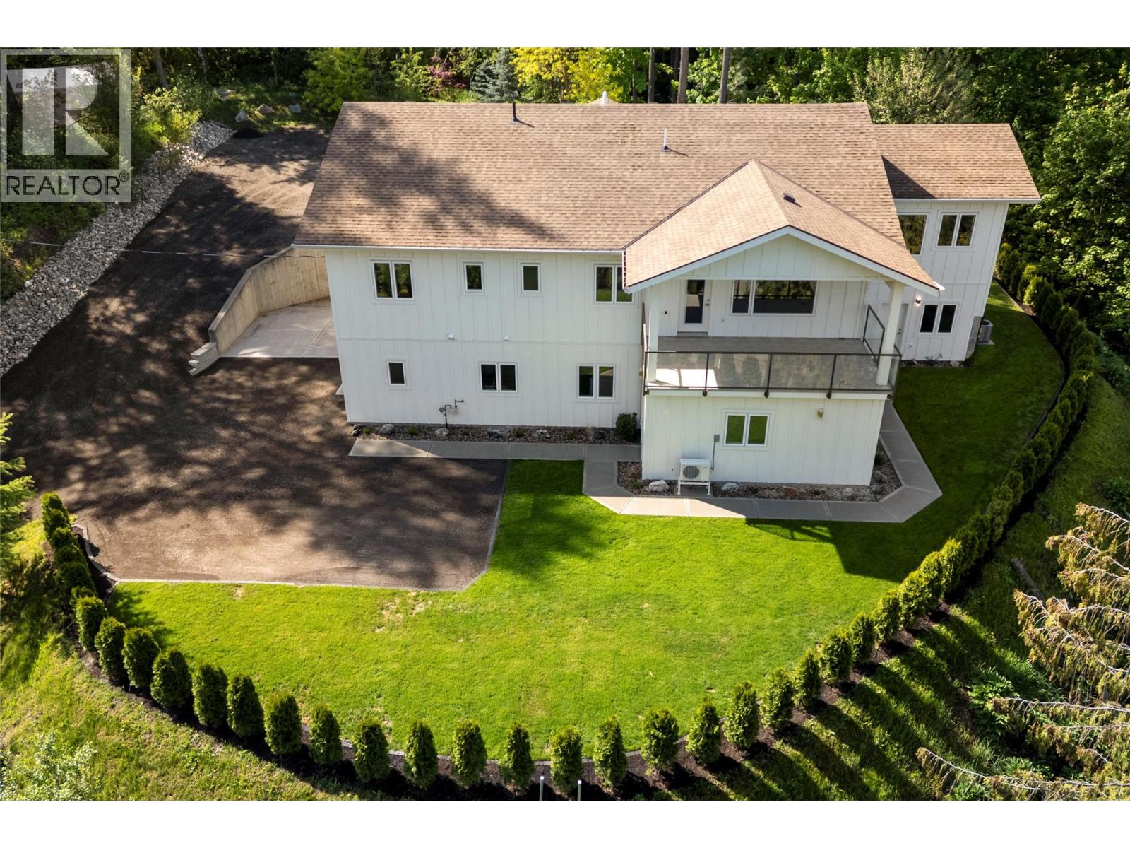 633 9 Street Se, Salmon Arm, British Columbia  V1E 2C2 - Photo 11 - 10387206