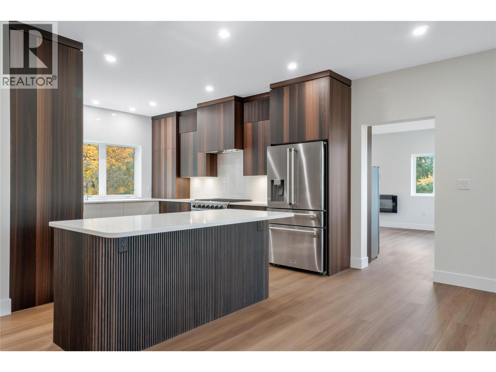 633 9 Street Se, Salmon Arm, British Columbia  V1E 2C2 - Photo 17 - 10387206