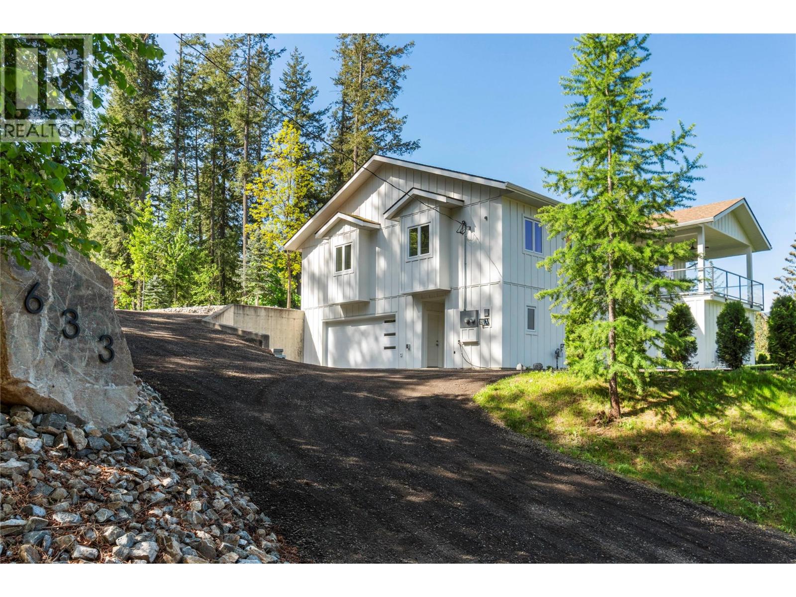 633 9 Street Se, Salmon Arm, British Columbia  V1E 2C2 - Photo 4 - 10387206