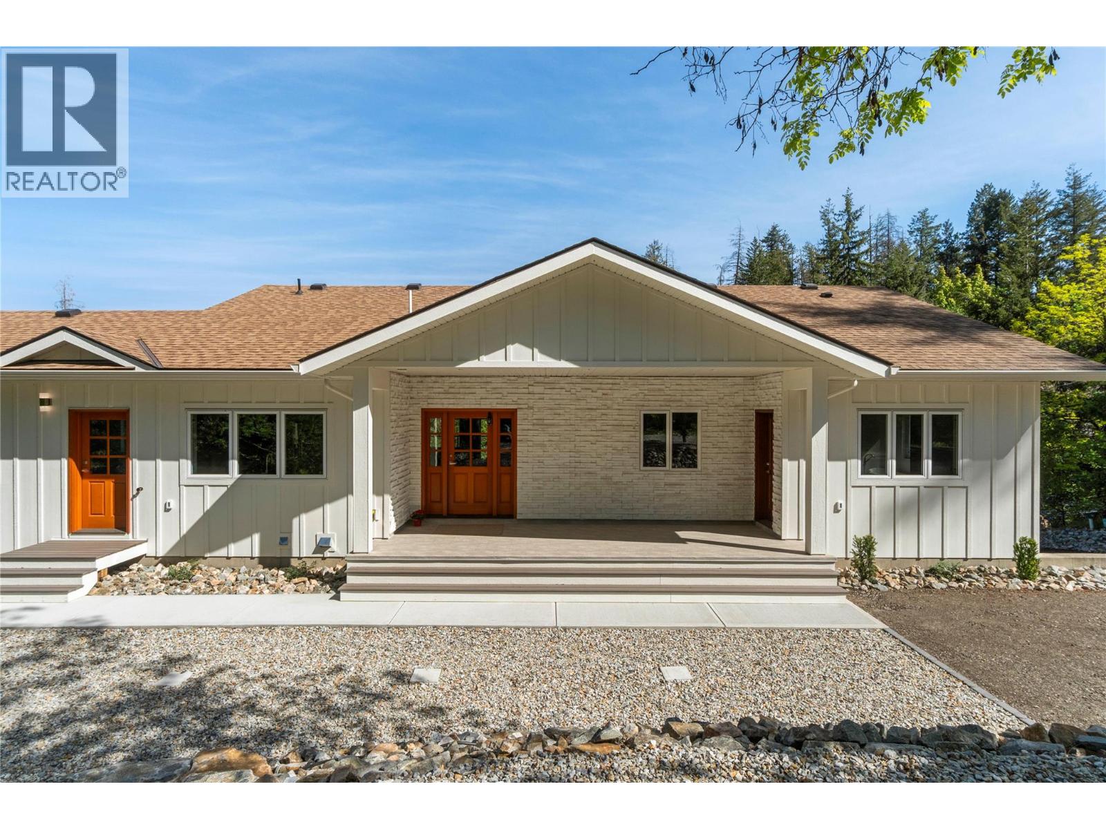 633 9 Street Se, Salmon Arm, British Columbia  V1E 2C2 - Photo 6 - 10387206