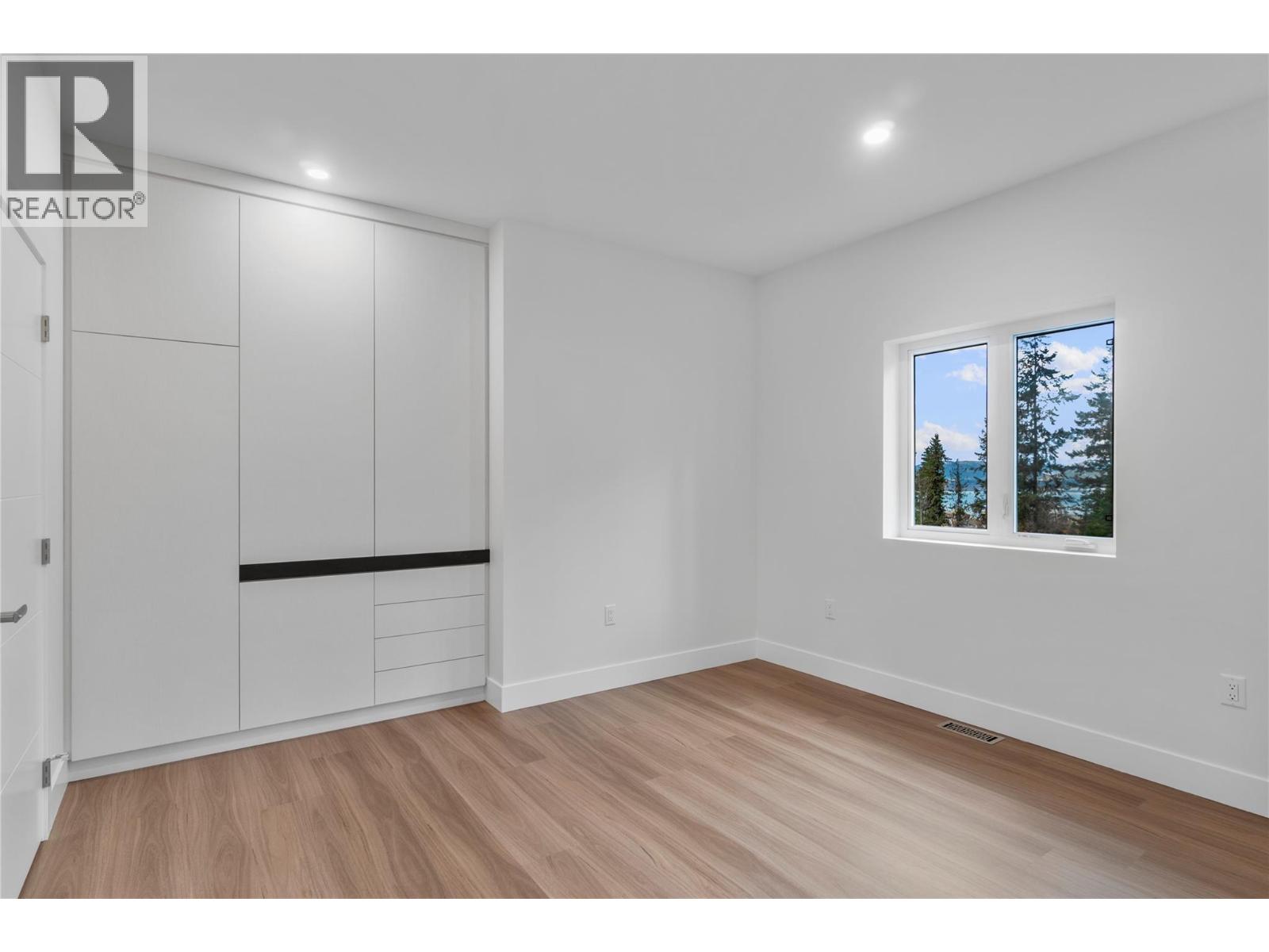 633 9 Street Se, Salmon Arm, British Columbia  V1E 2C2 - Photo 67 - 10387206